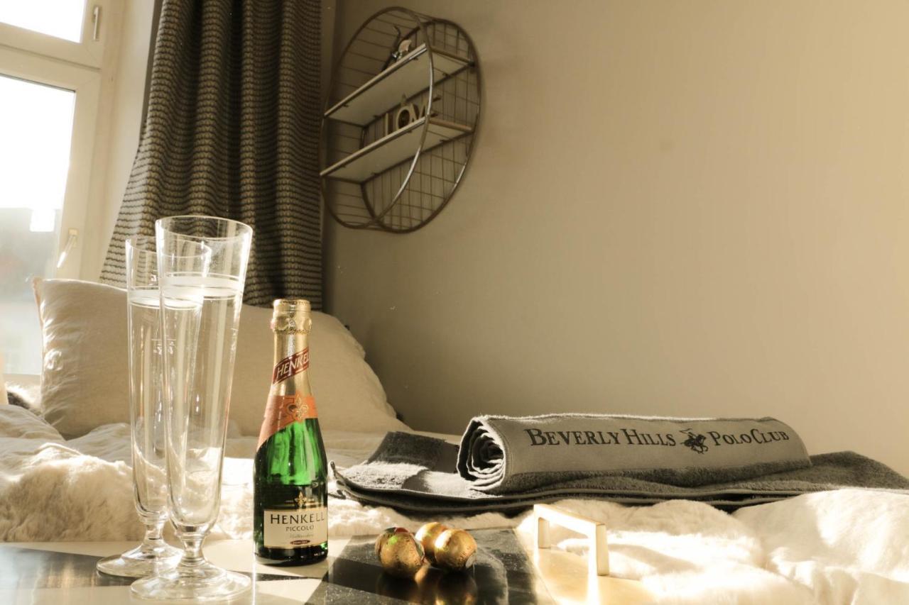 Charming Apartment: Only 10 Minutes To The Center Viena Exterior foto